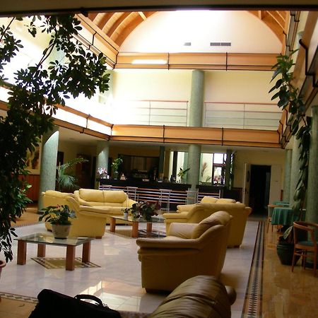 Hotel D.G. Garden Беневенто Екстериор снимка