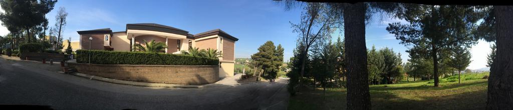 Hotel D.G. Garden Беневенто Екстериор снимка